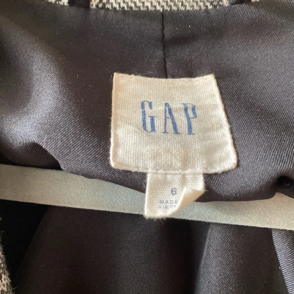 GAP Black and Gray Blazer - Picture 2 of 4